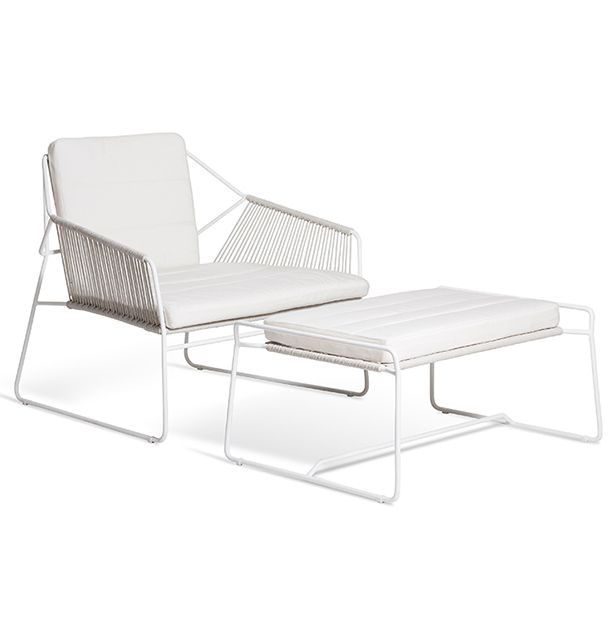 Plastic woven lounge hotsell chair