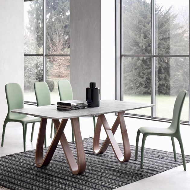 Small store butterfly table