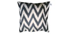 Les-Ottomans Ikat Slik patterned Pillow S19 